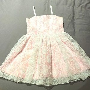 Un Deux Trois Pink and White Rosette Formal Dress for Kids